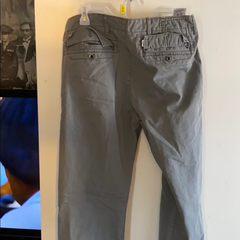 Levi’s pants - Picture 2 of 4
